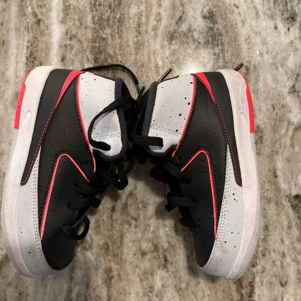 Retro Jordan 2 - Infrared
